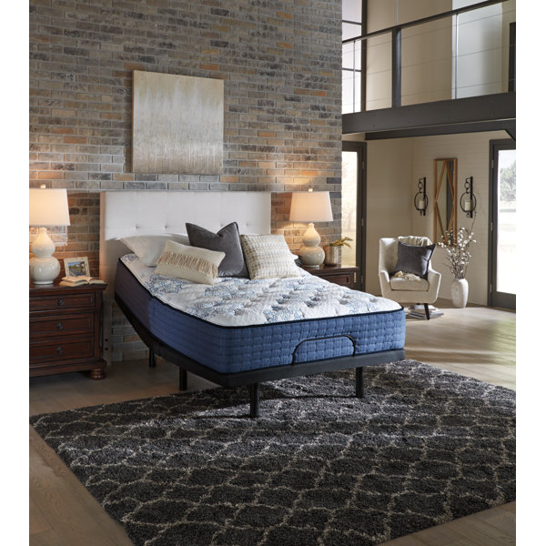 Signature Design by Ashley 13.5" Firm Gel Memory Foam Mattress and